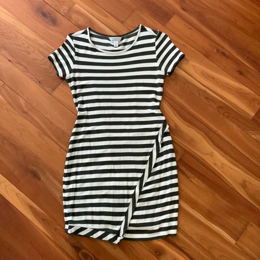 Women’s Market & Spruce dress
